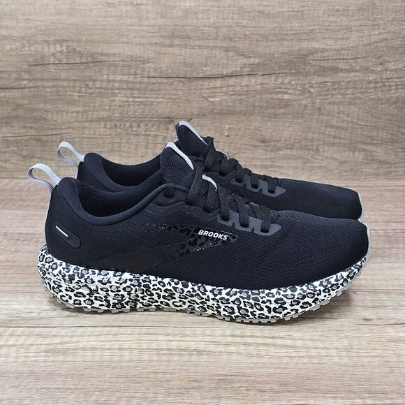 Brooks Shoes - Brooks Revel 6 Women's Size 8 B Black White Running Shoes (1203861B116)